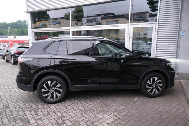 VW Tiguan Life Grendalischwarz Metallic 