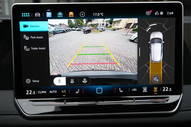 Volkswagen Tiguan 1.5 eTSI DSG Life Navi AHK LED Plus Komfortpaket Side-Assist 