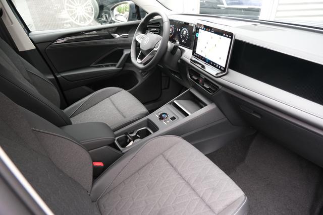 VW Tiguan Life Delfingrau Metallic 