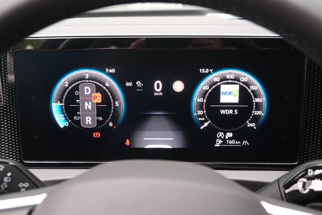 VW Tiguan Life Delfingrau Metallic 
