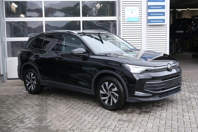 VW Tiguan Life Grendalischwarz Metallic 