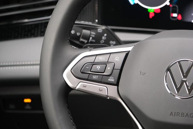 VW Tiguan Life Grendalischwarz Metallic 