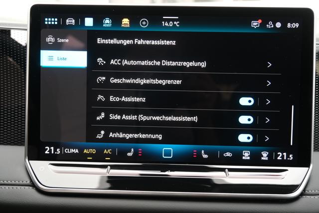 VW Tiguan Life Grendalischwarz Metallic 