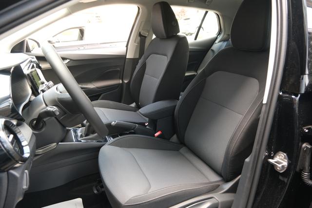 Skoda Fabia Selection Schwarz 