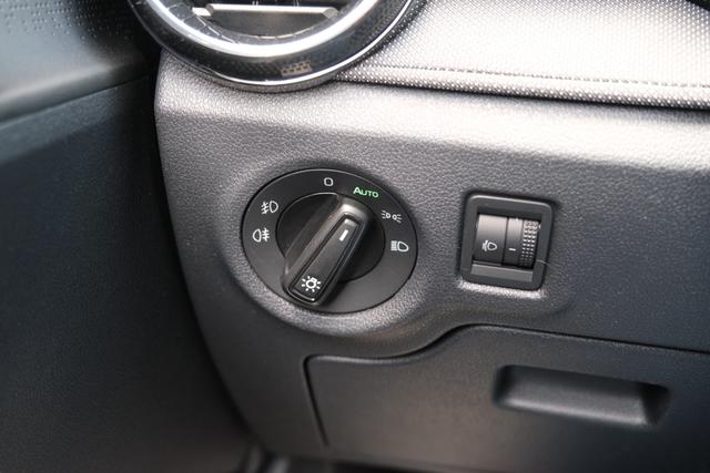 Skoda Fabia Selection Schwarz 