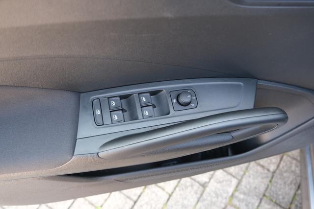 Skoda Fabia Selection Grau 