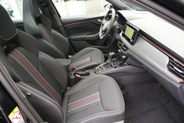 Skoda Kamiq Monte Carlo Schwarz DSG 