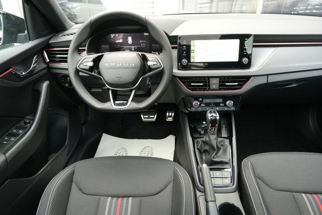 Skoda Kamiq Monte Carlo Schwarz DSG 