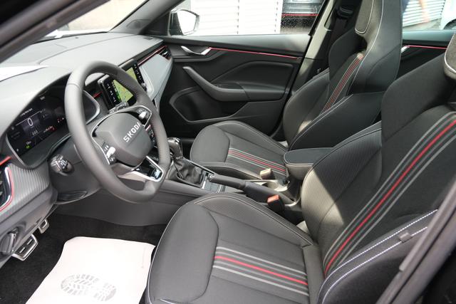 Skoda Kamiq Monte Carlo Schwarz DSG 