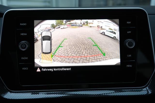 Volkswagen T-Cross 1.5 TSI DSG R-Line AHK Navi Matrix Kamera ACC 