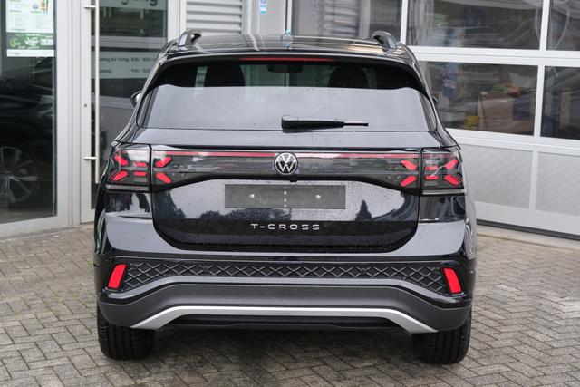 VW T-Cross R-Line Deep Black Perleffekt 