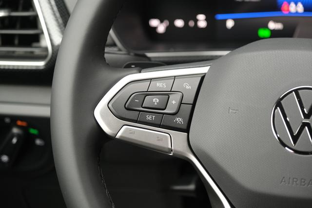 VW T-Cross R-Line Deep Black Perleffekt 