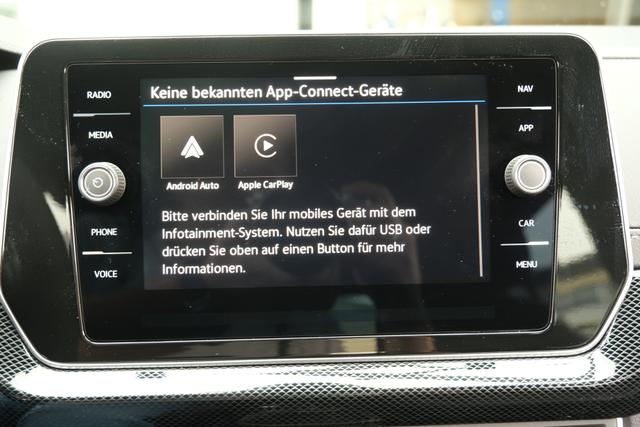 VW T-Cross R-Line Deep Black Perleffekt 