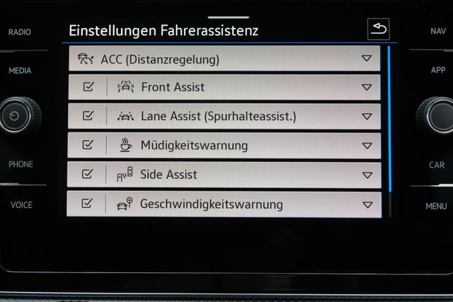 VW T-Cross R-Line Deep Black Perleffekt 