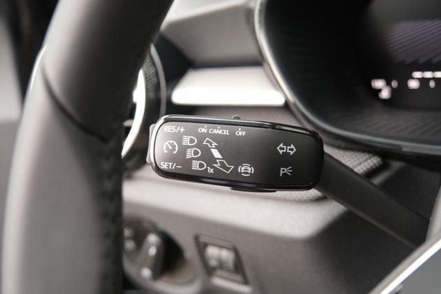 Skoda Fabia Selection Schwarz 