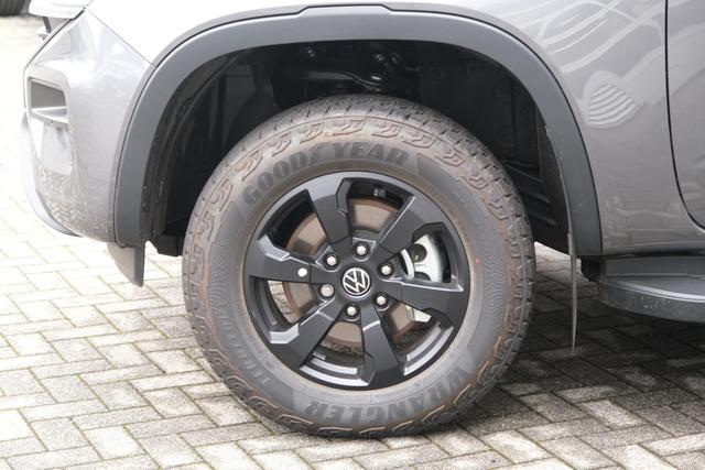 VW Amarok PanAmericana Grau 