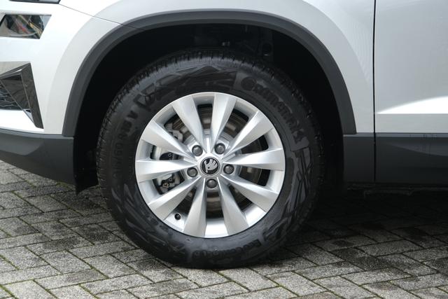 Skoda Karoq DSG Brilliant Silber 