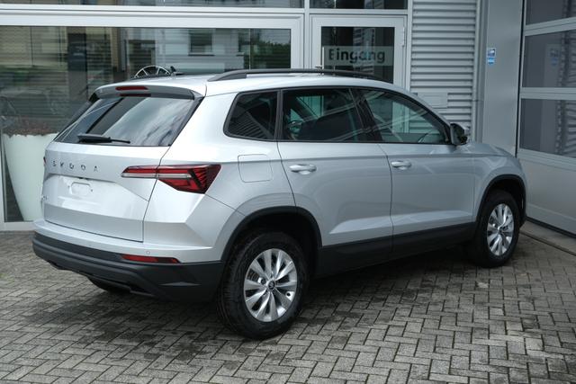 Skoda Karoq DSG Brilliant Silber 