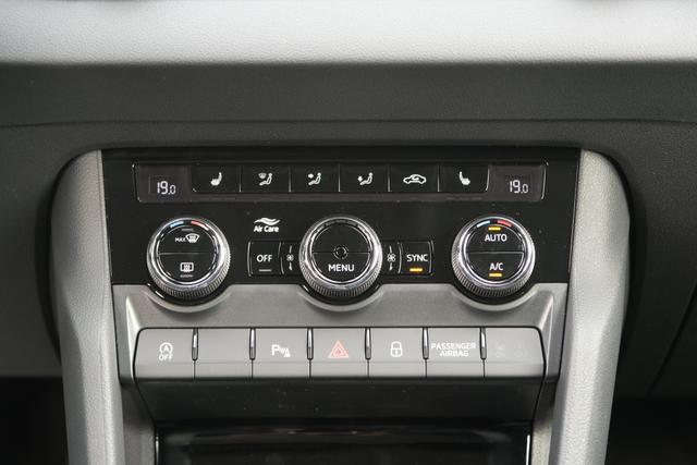 Skoda karoq TDI DSG Black Magic 