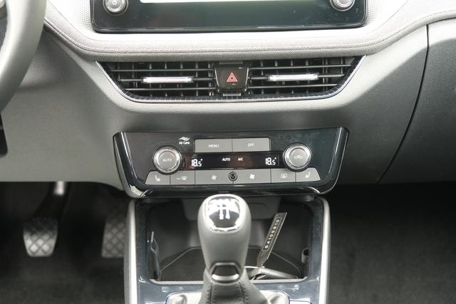 Skoda Fabia Selection Schwarz 