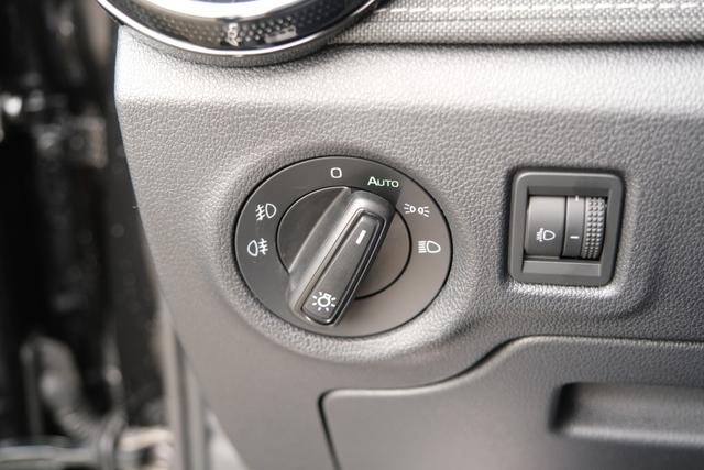 Skoda Fabia Selection Schwarz 