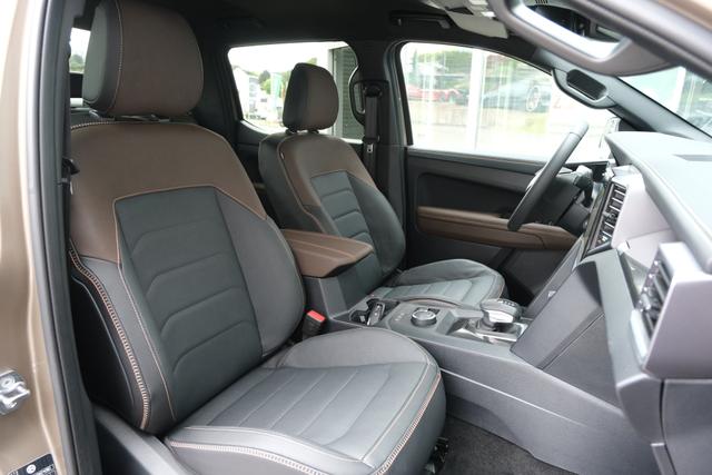 VW Amarok Bright Beige Metallic V6