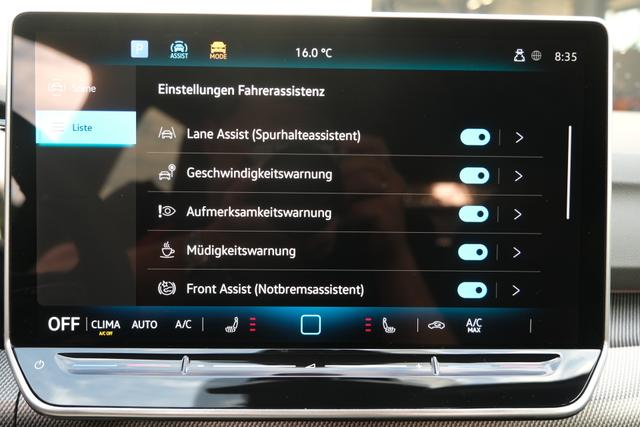 Volkswagen Golf 1.5 TSI R-Line AHK LED+ Side-Assist 360° Travel-Assist ACC Keyless 