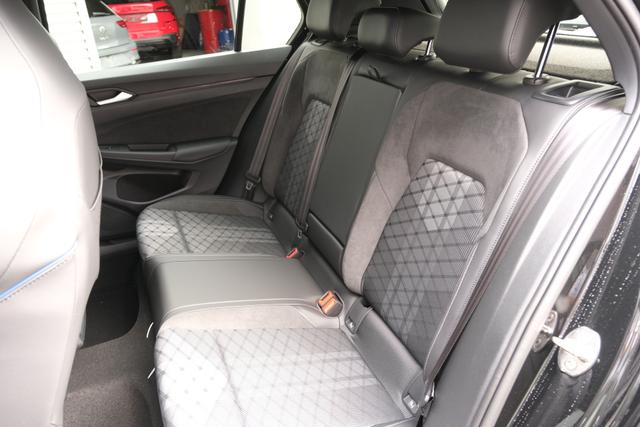 Volkswagen Golf 1.5 TSI R-Line AHK LED+ Side-Assist 360° Travel-Assist ACC Keyless 