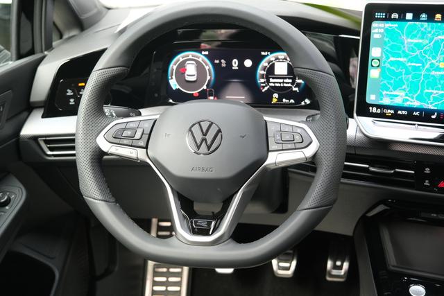 Volkswagen Golf 1.5 TSI R-Line AHK LED+ Side-Assist 360° Travel-Assist ACC Keyless 