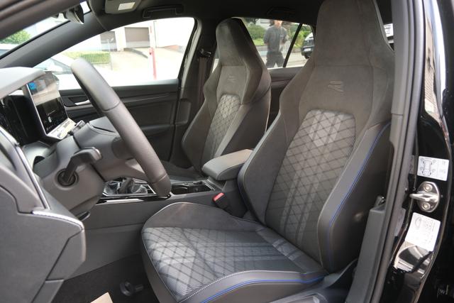 Volkswagen Golf 1.5 TSI R-Line AHK LED+ Side-Assist 360° Travel-Assist ACC Keyless 
