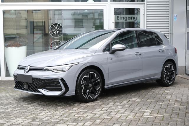 VW Golf 8 R-Line Mondstein Grau 