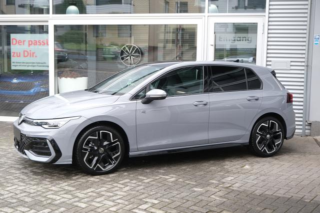 VW Golf 8 R-Line Mondstein Grau 
