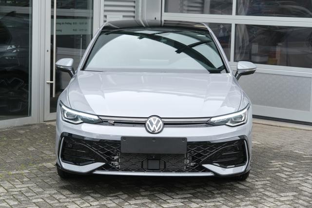VW Golf 8 R-Line Mondstein Grau 