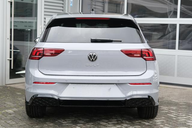 VW Golf 8 R-Line Mondstein Grau 