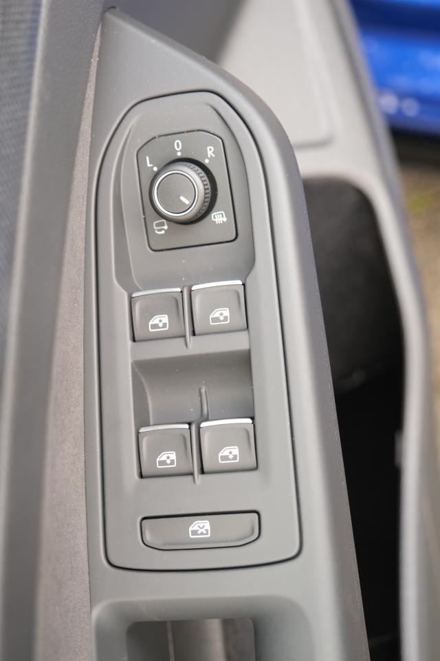VW Golf 8 R-Line Lapiz Blau 