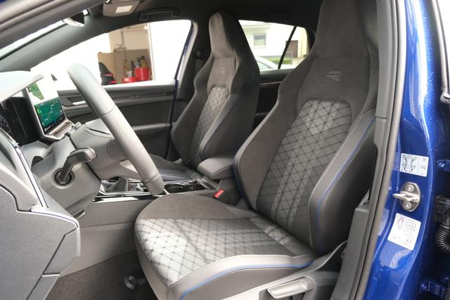 VW Golf 8 R-Line Lapiz Blau 