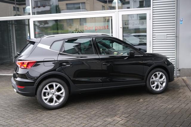 Seat Arona FR Midnight Schwarz 