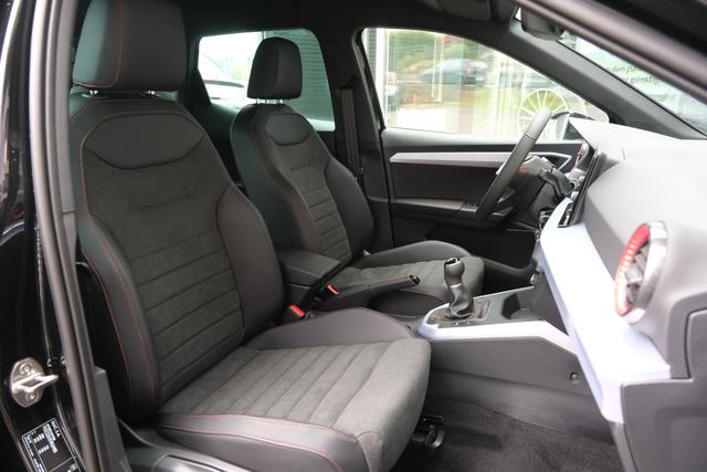 Seat Arona FR Midnight Schwarz 