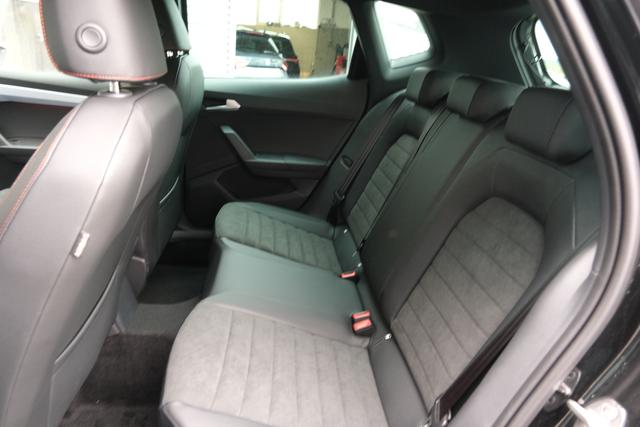 Seat Arona FR Midnight Schwarz 