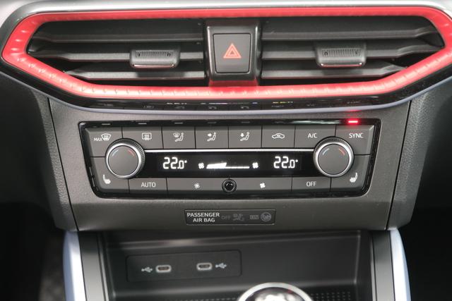 Seat Arona FR Midnight Schwarz 