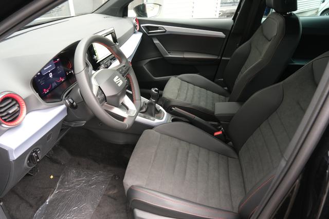 Seat Arona FR Midnight Schwarz 