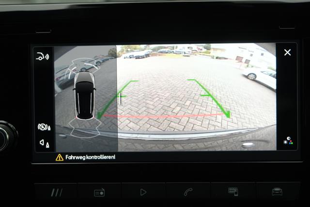 Seat Arona FR Midnight Schwarz 