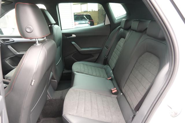 Seat Arona FR Nevada Weiß