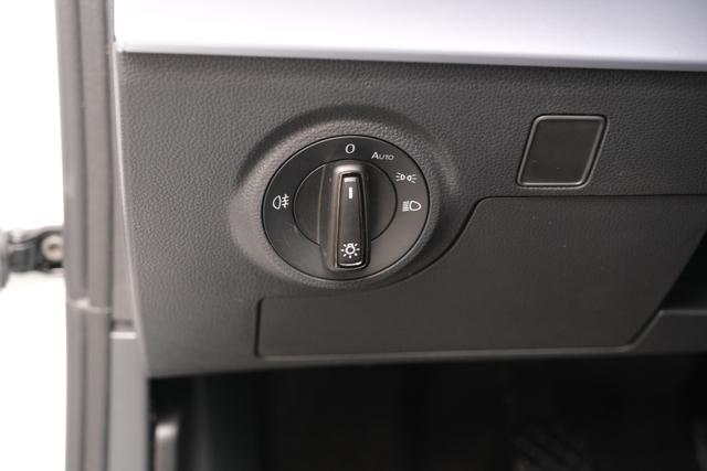 Seat Arona FR Nevada Weiß