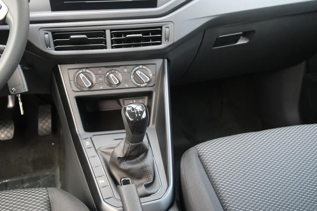 VW Polo 1.0 Pure White 