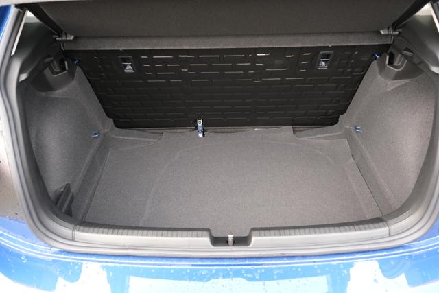 VW Polo 1.0 Reef Blau Metallic 