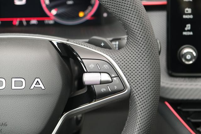 Skoda Kamiq Monte Carlo Weiß 