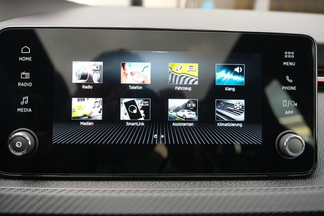 Skoda Kamiq Monte Carlo Weiß 