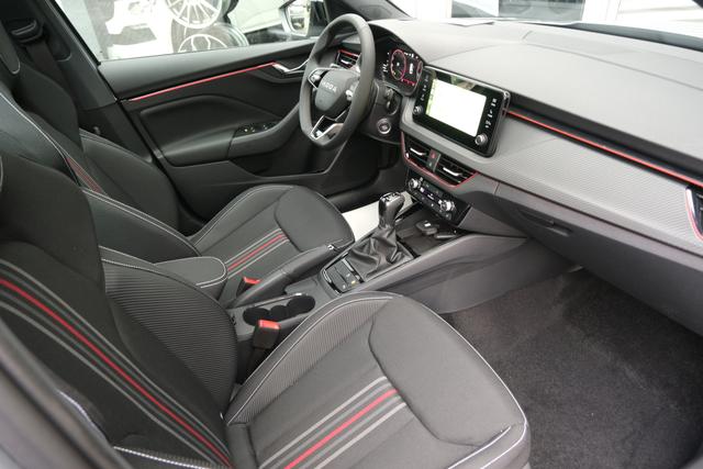 Skoda Kamiq Monte Carlo Silber Metallic 