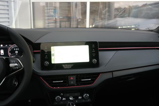 Skoda Kamiq Monte Carlo Silber Metallic 